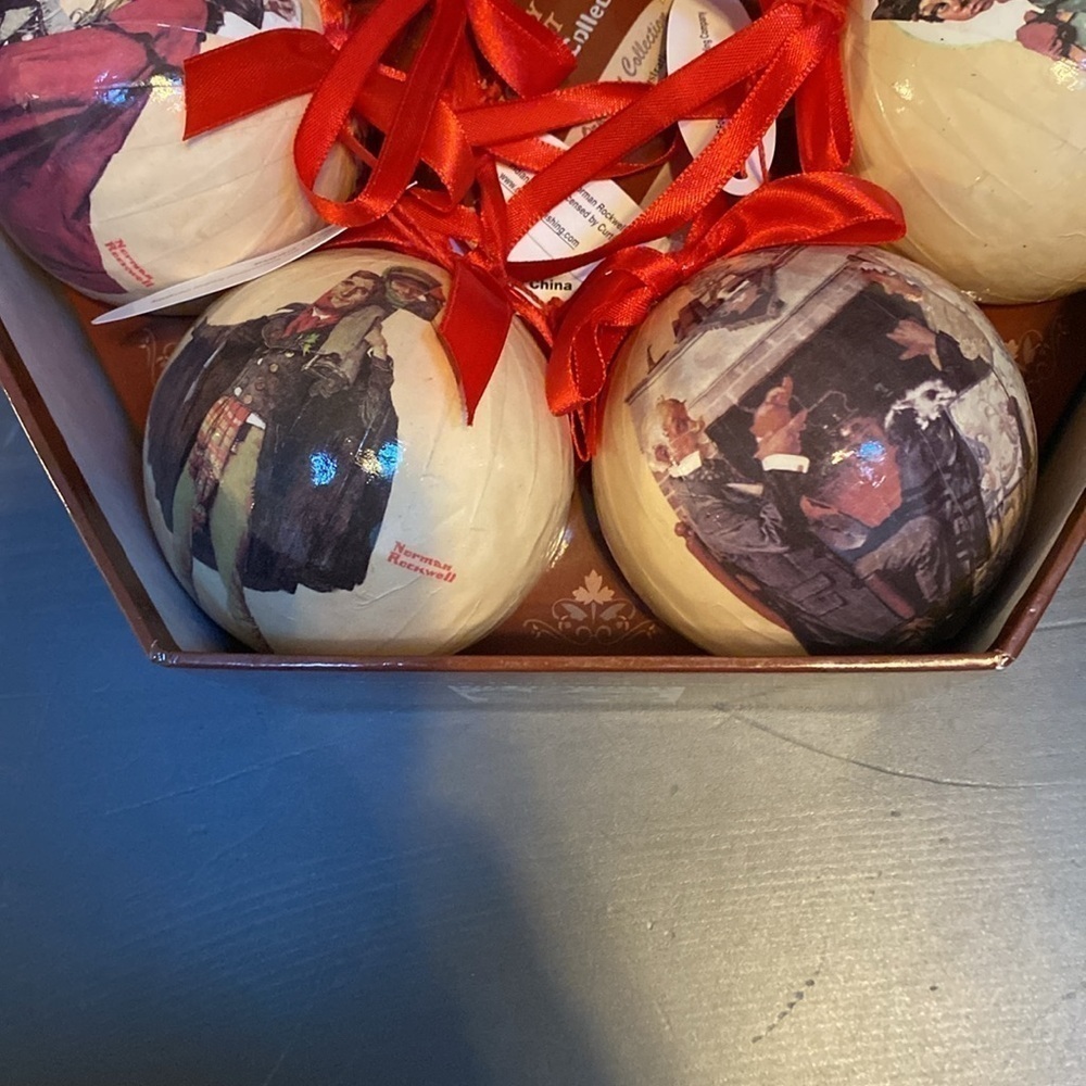 Vintage Norman Rockwelll ornaments - Picture 5 of 14